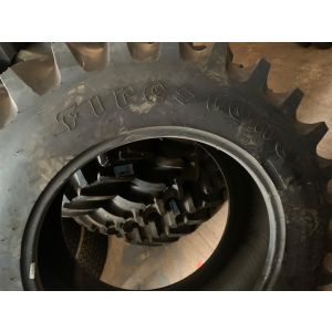 PNEU 14.9-28 TT8 SAT 23 -ST